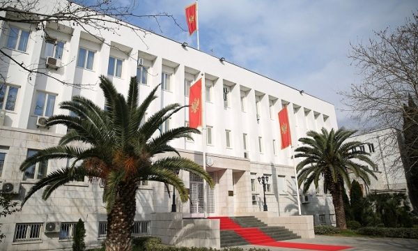 Dodik kërkoi Serbi të Madhe me Kosovën dhe Malin e Zi brenda, reagon Podgorica: Politikë e errët e shekullit të kaluar