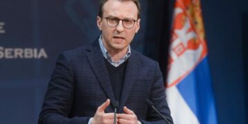 Sveçla njoftoi se në Banjskë u gjet dokumenti e vetura e bashkëpunëtorit të djalit të Vuçiq, vjen reagimi i parë nga Serbia