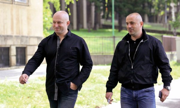 Radoiçiq heq dorë nga bizneset në Serbi, ua transferon pronësinë vëllezërve Veselinoviq