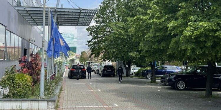 Opozita kosovare: Nepotizmi dhe korrupsioni është bërë normalitet për pushtetin