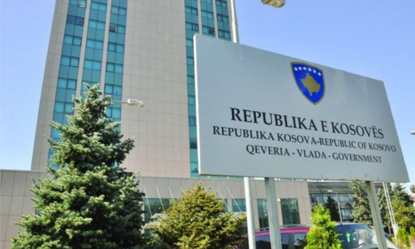 Afër 700 milionë euro të pashfrytëzuara nga ekzekutivi – Ekonomistët: Shqetësuese, u premtuan projekte madhore