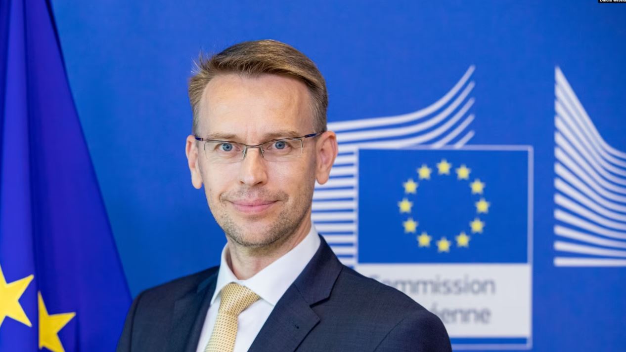 Stano: Kosova dhe Serbia duhet të kthehen në dialog – kjo rrugë s’ka bajpas