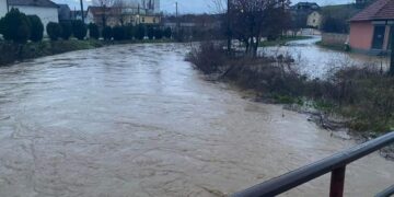 Qeveria ndan 9 milionë euro për komunat që janë prekur nga vërshimet