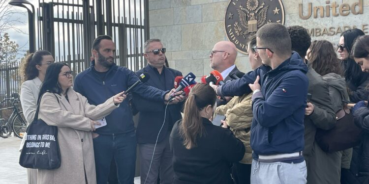 Hovenier: Draftstatuti i ri do të shkojë në Kushtetuese