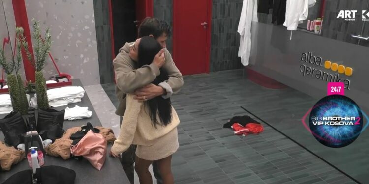 Përqafim i ngrohtë mes Albës dhe Lumbardhit