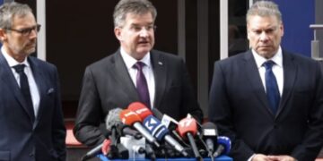 Dialogu Kosovë-Serbi, Lajcak paralajmëron se do të ketë zhvillime shumë shpejt