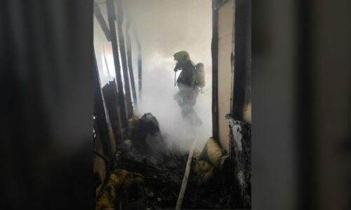 Mustaqet e Adem Jasharit dhe gishti i Isa Boletinit u dogjën nga zjarri në IML