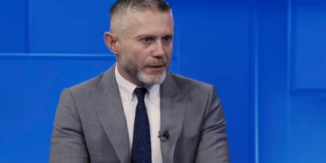 Ramadani thotë se s’i publikoi komentet e Kosovës e Serbisë për draftin e Asociacionit: Është ndërhyrje në dialog