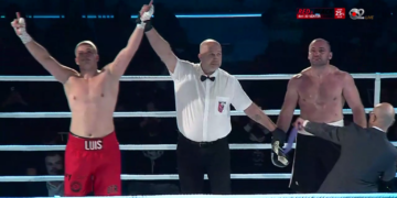 Bokseri shqiptari rrëzon serbin që në rundin e dytë