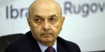 Mustafa: Më mirë të pranojmë sanksionet se marrëveshjen e Asosacionit