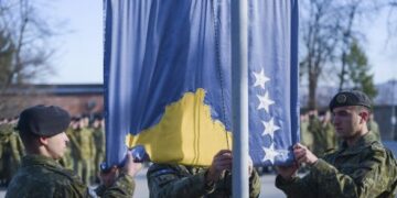 Vetëm 16% e serbëve besojnë se në Srebrenicë ka ndodhur gjenocid, 73% nuk e mbështesin pavarësinë e Kosovës