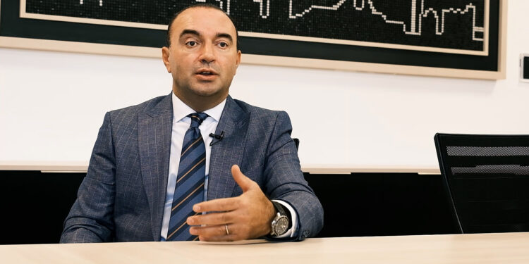 Rafuna i bën thirrje Qeverisë që urgjentisht të hartojë strategji për parandalimin e ikjes së të rinjve