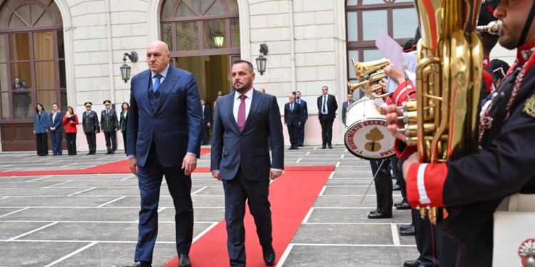 Maqedonci në Itali: Kosova e vendosur që përkrah aleatëve të jetë garantuese e sigurisë