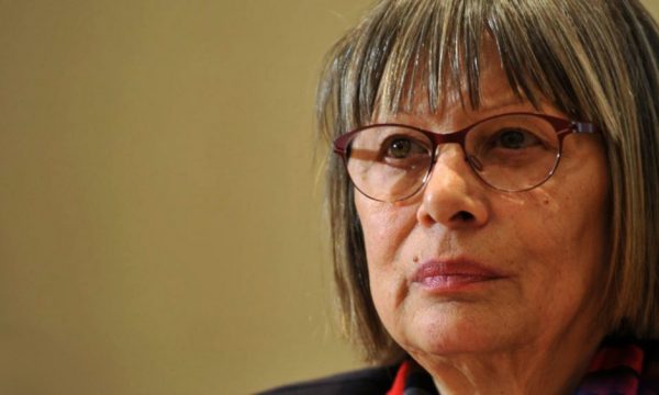 Kandiq: Të paktën një shkollë në Serbi duhet të mbajë emrin “Ismail Kadare”