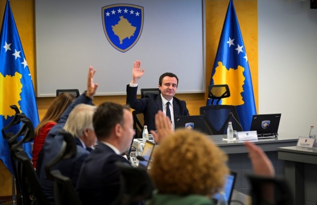 Kabineti qeveritar mban mbledhje në ora 10:00