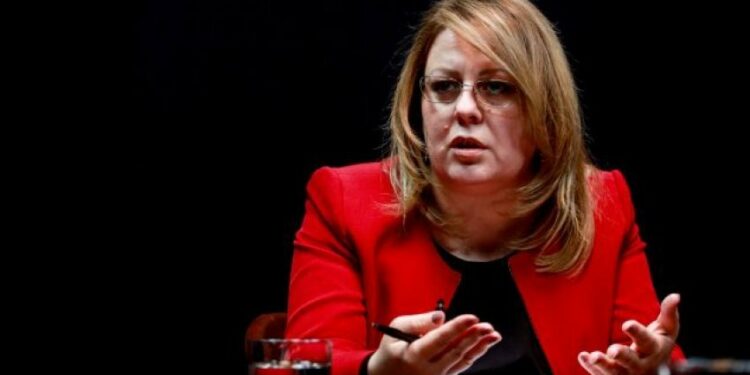 Ish-ministrja Bajrami: Viti 2024, vit i fundit i mandatit të Qeverisë “Kurti”