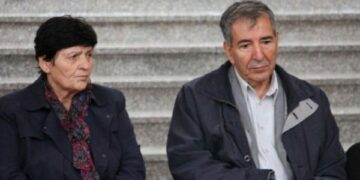 Prindërit e Deharit kërkojnë shkarkimin nga rasti dhe ndjekjen penale të prokurorit që kërkoi intervistimin e Haxhiut