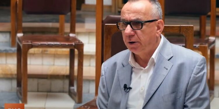 Enver Hasani: Asociaconi jashtë rendit kushtetues të Kosovës
