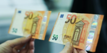 Shtim masiv i parave false në tregun e Kosovës, për tetë muaj u ekzaminuan mbi 35 mijë monedha