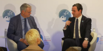 Kurti flet për Thaçin e Vuçiqin dhe këmbimin e territoreve, i quan liderë autoritarë që flisnin për shtetet si për prona private