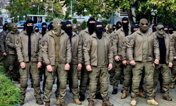 Njësitë elitare të Policisë pezullojnë protestën e paralajmëruar për sot, Kurti u premton takim