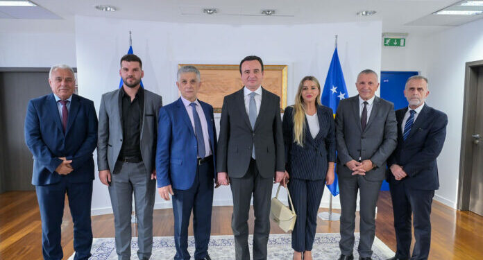 Kurti mbledh liderët e partive shqiptare të Luginës, takimi mbahet pasdite