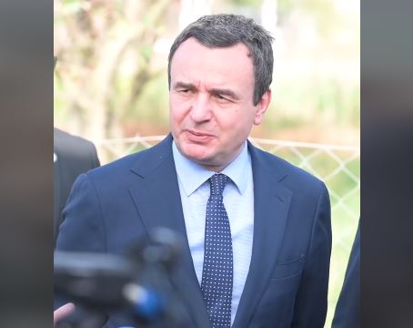 Kurti: 57 shtëpi janë duke u ndërtuar për komunitetet joshumicë, 230 duke u renovuar