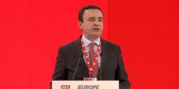 Kurti në Malaga përmend Banjskën: Ka forca që synojnë tensione për të ripërcaktuar kufijtë