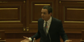 Kurti-opozitës: Pushoni, mos flisni në emër të Monit, Arbenit e Astrit Deharit