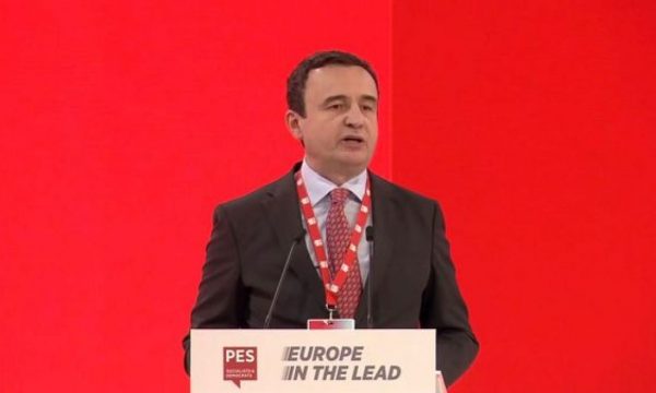 Kurti në Malaga përmend Banjskën: Ka forca që synojnë tensione për të ripërcaktuar kufijtë