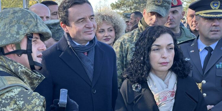 Osmani: Secili ushtar e mban uniformën me krenari dhe është i gatshëm të jap jeten për atdheun