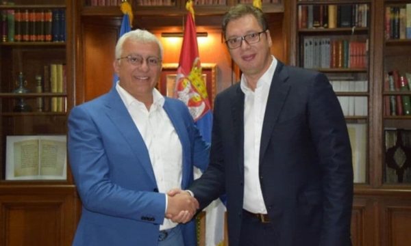 Kryetari i ri i Kuvendit të Malit të Zi, mban ilegalisht shtetësinë e Serbisë