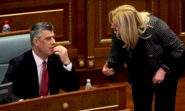 Edita Tahiri: Hashim Thaçi luftëtar e çlirimtar, e çmoj shumë