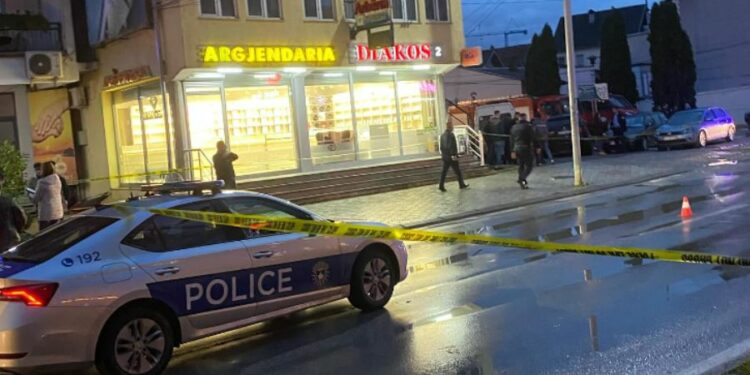 Policia: Zyrtari policor i plagosur është jashtë rrezikut për jetën