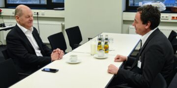 Kurti takon Kancelarin Scholz, flet për raportet Kosovë -Gjermani