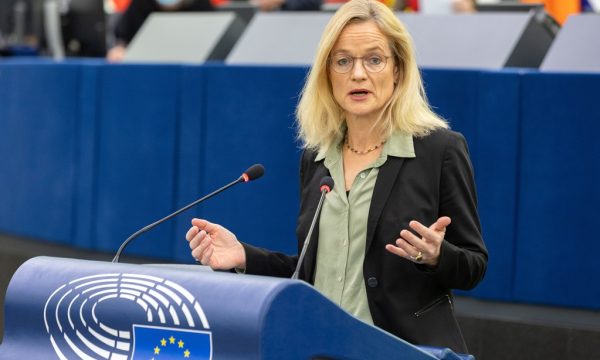 Viola von Cramon i numëron shkeljet në zgjedhjet e Serbisë, kërkon hetim ndërkombëtar
