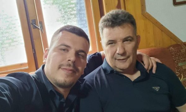 Reagon djali i Haxhi Shalës: Sot u informuam për transferimin e tij në Hagë, por nuk e dimë arsyen – jemi të bindur për pafajësinë e tij