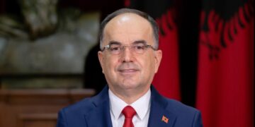 Begaj uron Kamberin: Mbështetja e Shqipërisë nuk do të mungojë