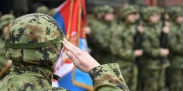 Sindikata Ushtarake e Serbisë: Për shkak të rrogave minimale, ushtarët në Serbi detyrohen të bëjnë punë shtesë
