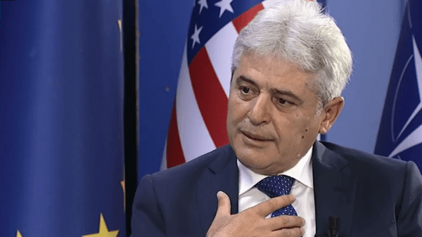 Ali Ahmeti i sigurt: Më 28 janar do të ketë kryeministër shqiptar në Maqedoni