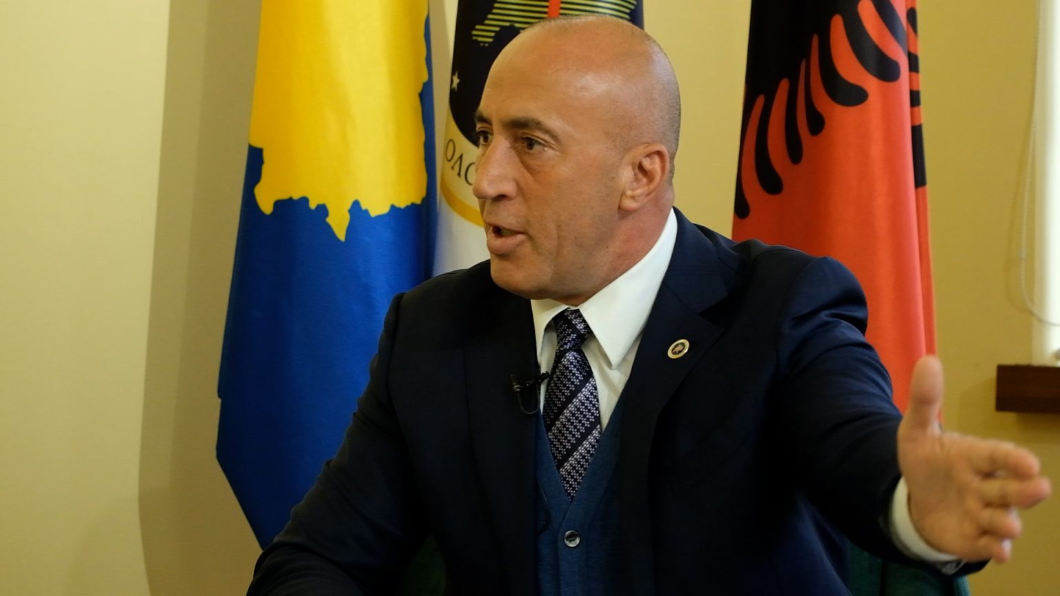 Haradinaj: Të investohet më shumë në ushtri, nuk duhet të teprojë buxheti