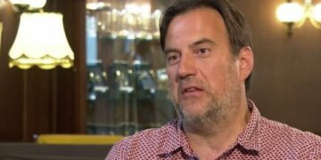 Profesori i Universitetit të Oksfordit: Vuçiq po ia mbathte nga marrëveshja me Kosovën, të paktën deri në incidentin në Banjskë