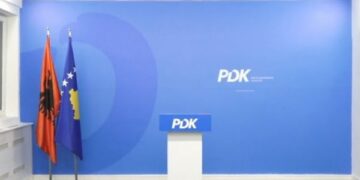 PDK: Qeverisë i konvenon ikja e të rinjve, zhgënjimi do të kthehej në protesta e revoltë sociale