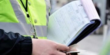 Brenda 24-orëve policia konfiskon 91 patentë shoferë