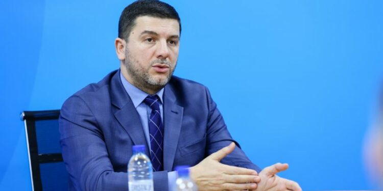 Memli Krasniqi refuzon ftesën e presidentes për të diskutuar Asociacionin: Nuk ka gjë nga këto takime, bëhen veç analiza