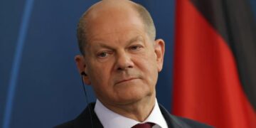Scholz infektohet nga koronavirus