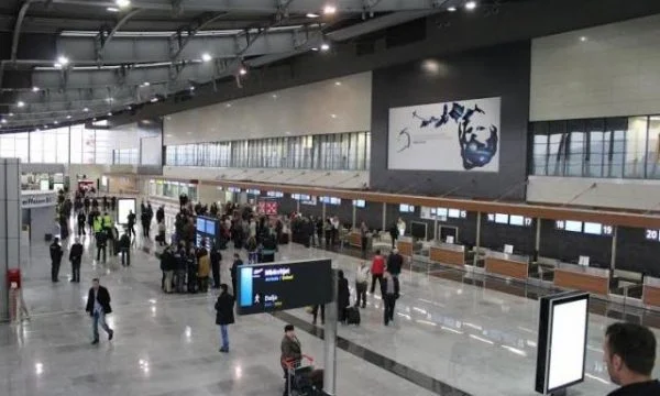 Ky është personi i arrestuar në Aeroportin e Prishtinës, kërkohej nga Interpoli