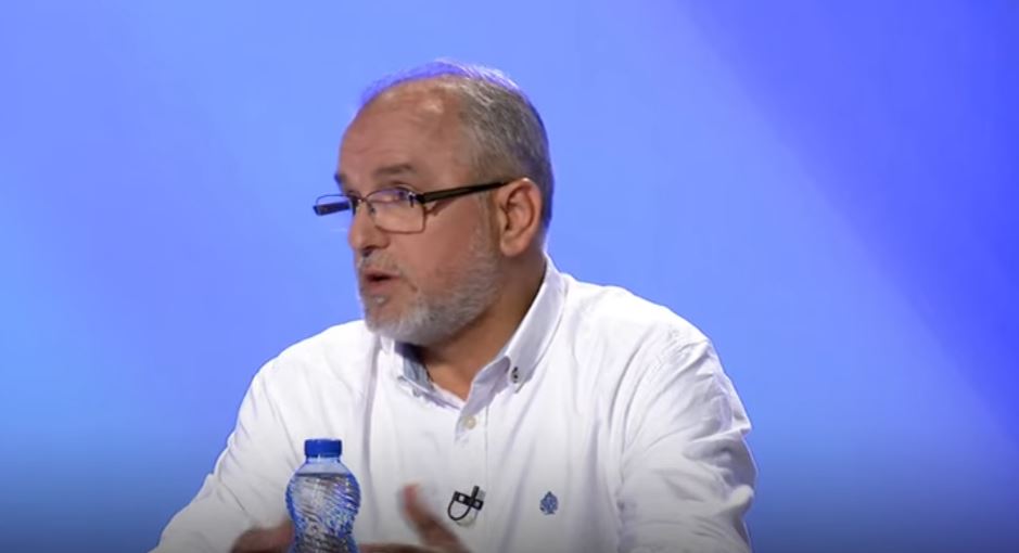 Teologu Flugaj: Feja islame nuk pranon asgjë të grabitur – as për bamirësi