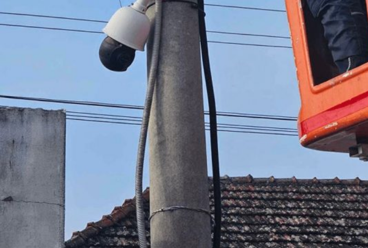 Policia e Kosovës i largon kamerat ilegale në fshatrat serbe të Gjilanit