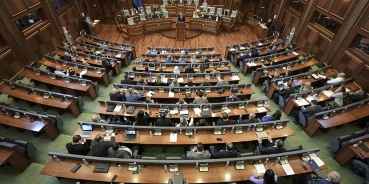 KDI: Kurti sfidoi punën e Kuvendit – Sveçla s’iu përgjigj asnjë pyetjeje parlamentare më 2023